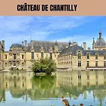 Cocon Forestier - Cinema- Netflix Free - Proche Aeroport Beauvais, Chantilly, Foret De Hez-froidmont, Parking Public Gratuit, Wifi & Netflix *