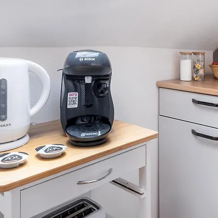 Cocon Forestier - Cinema- Netflix Free - Proche Aeroport Beauvais, Chantilly, Foret De Hez-froidmont, Parking Public Gratuit, Wifi & Netflix *