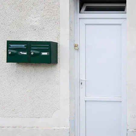 Le Cocon Forestier - Proche Aéroport Beauvais, Chantilly, Forêt De Hez-froidmont, Parking Public Gratuit, Wifi&netflix Appartamento Clermont (Oise)